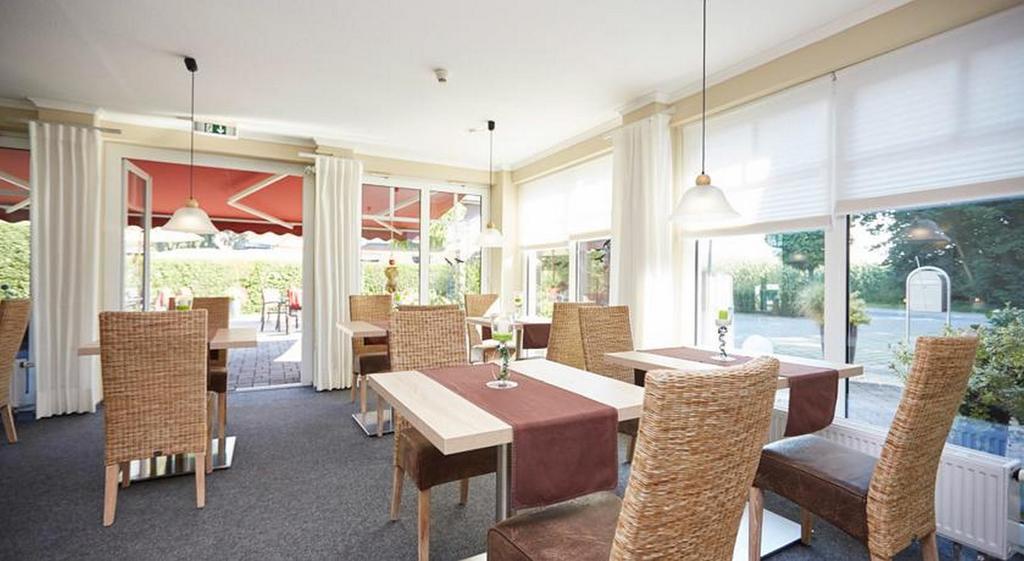 Hotel Waldblick Deppe ลิพพ์ชตัดท์ ภายนอก รูปภาพ