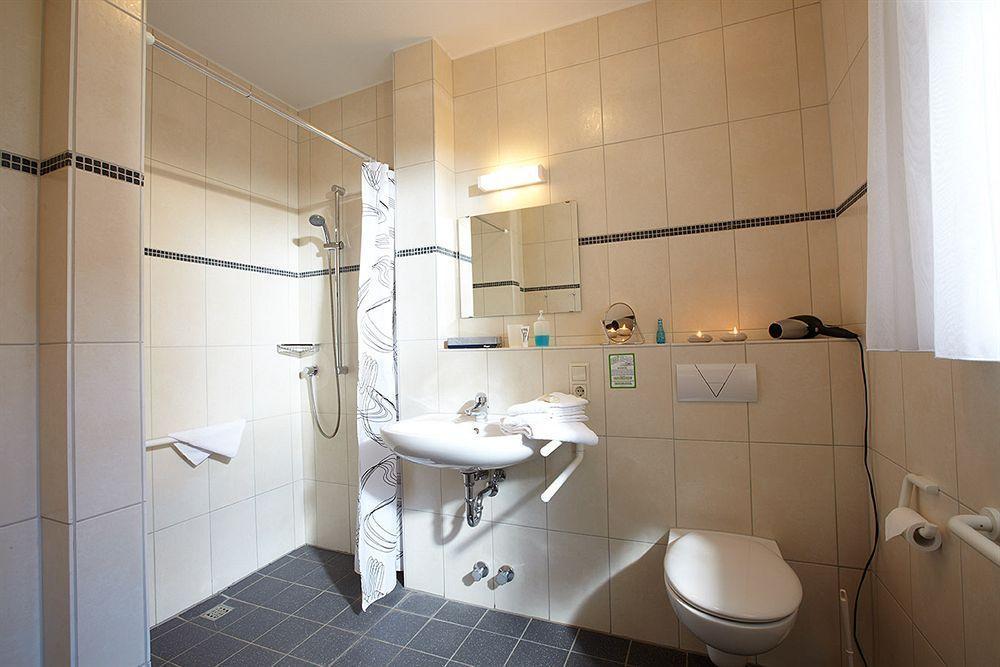 Hotel Waldblick Deppe ลิพพ์ชตัดท์ ภายนอก รูปภาพ